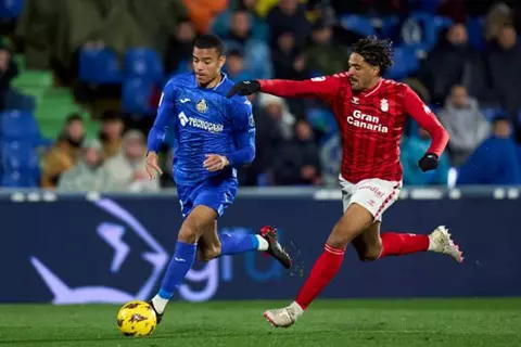 مايورال يقود خيتافي لانتصار مهم على جيرونا في الدوري الإسباني